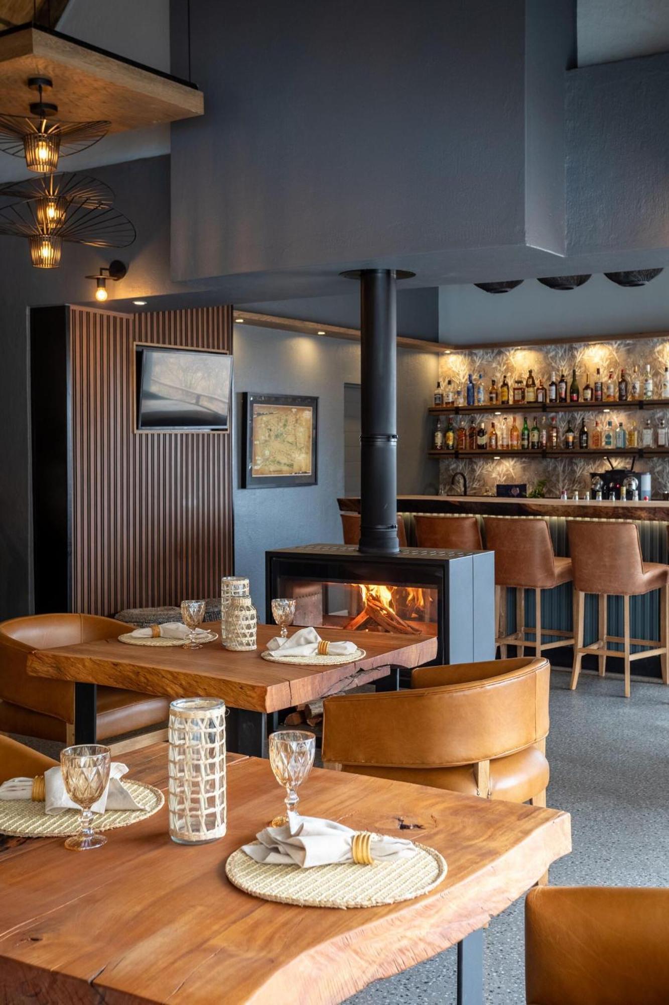Tuningi Safari Lodge Защитен резерват „Мадикве“ Екстериор снимка