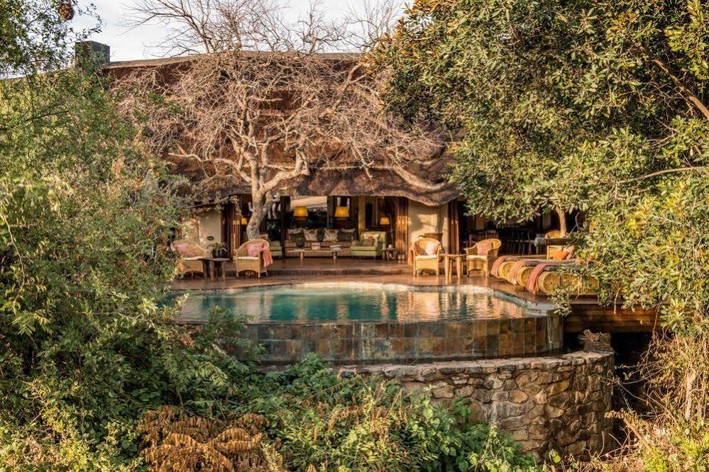 Tuningi Safari Lodge Защитен резерват „Мадикве“ Екстериор снимка